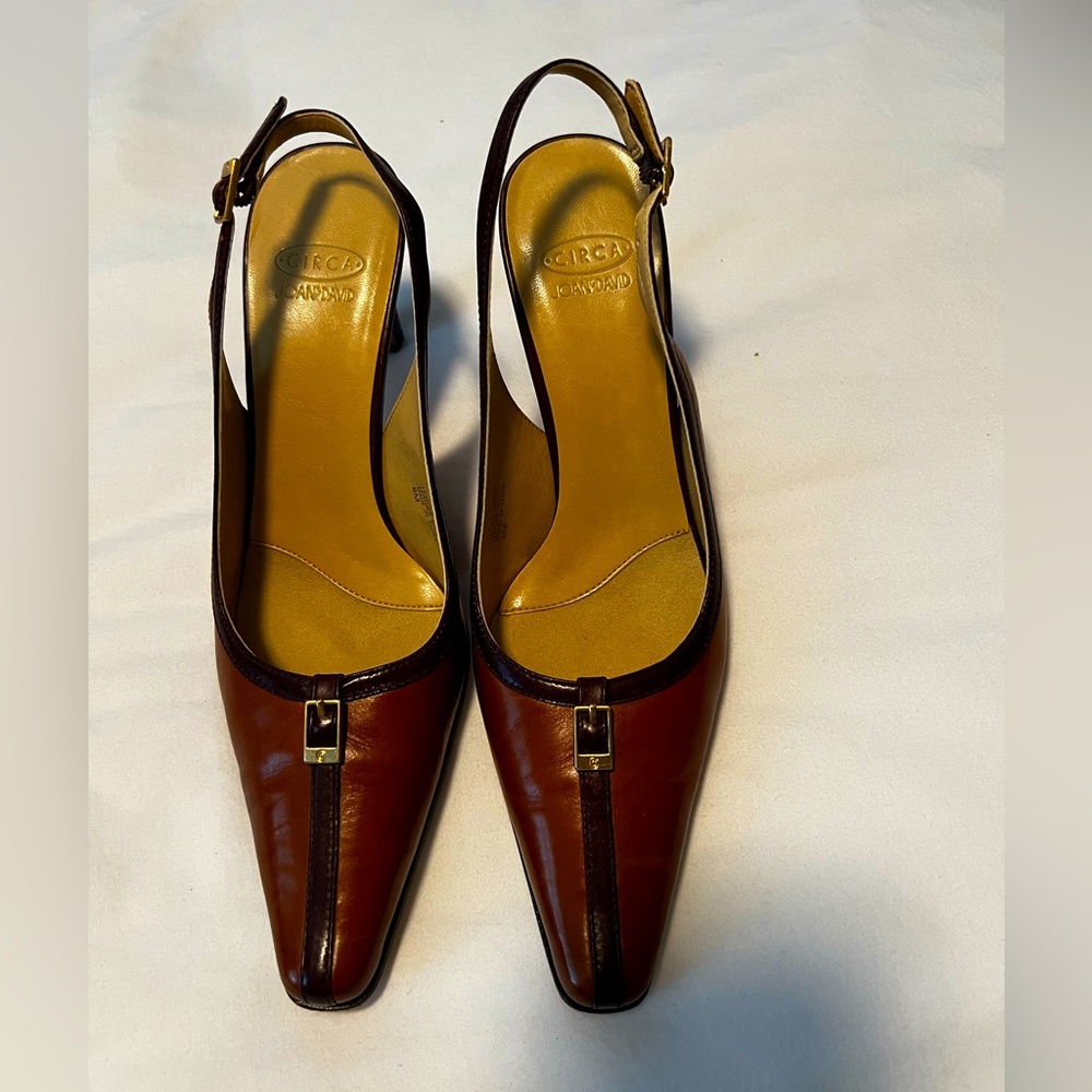 Joan & David Slingback Heels Size 8 Color Brown